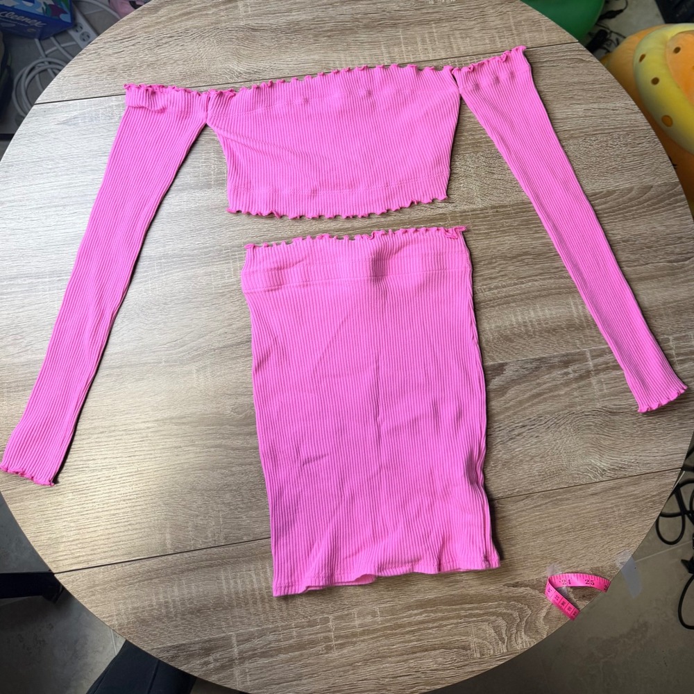 Pink Ribbed 2 Piece Set Off Shoulder Crop Top Mini Skirt Lettuce Edge Small